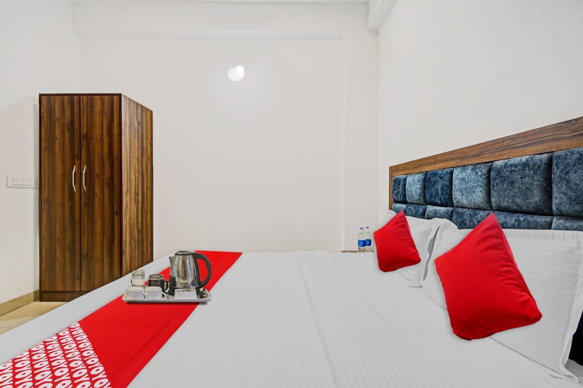 אודייפור Hotel O Padharo Saa מראה חיצוני תמונה
