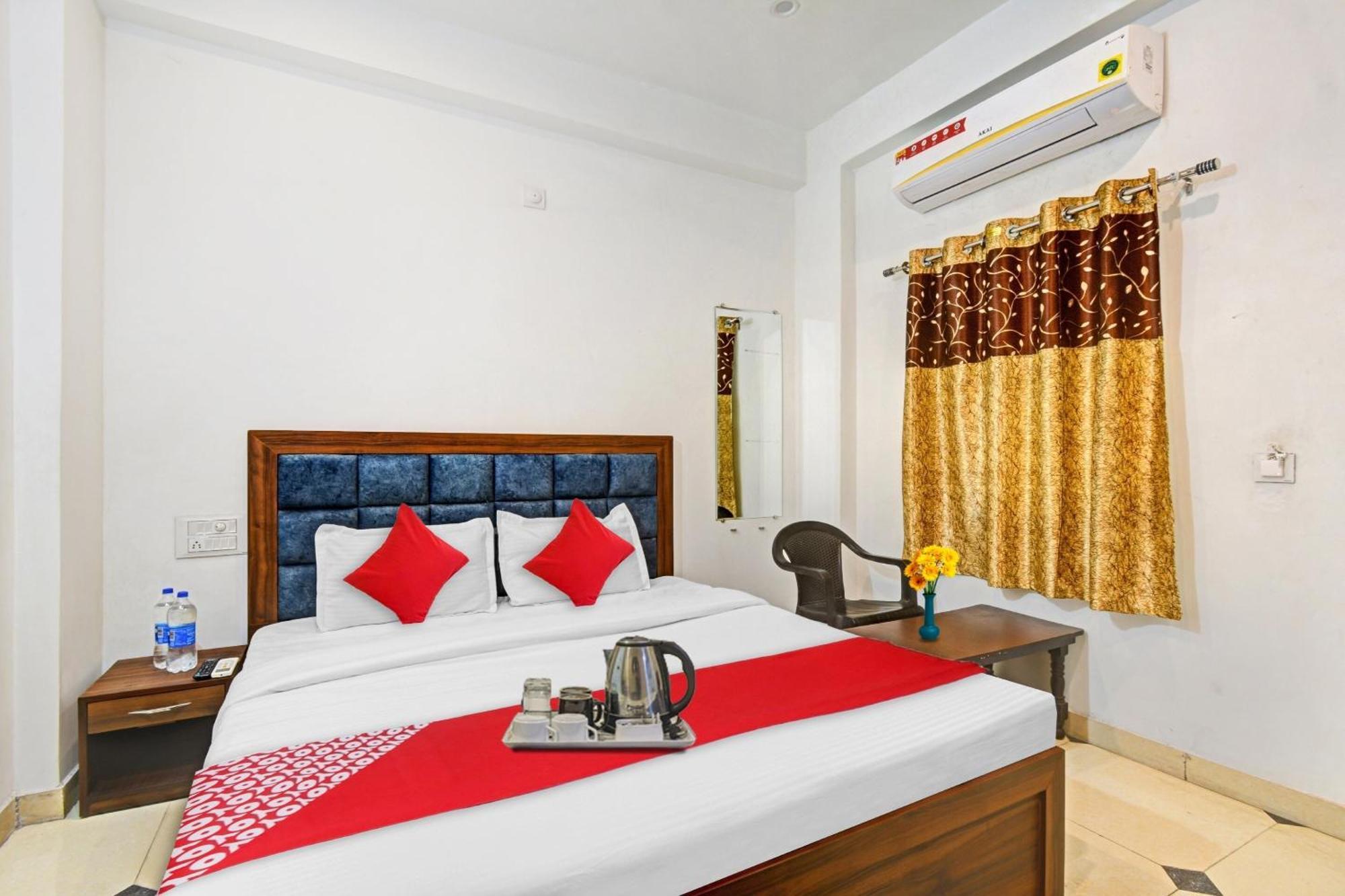 אודייפור Hotel O Padharo Saa מראה חיצוני תמונה