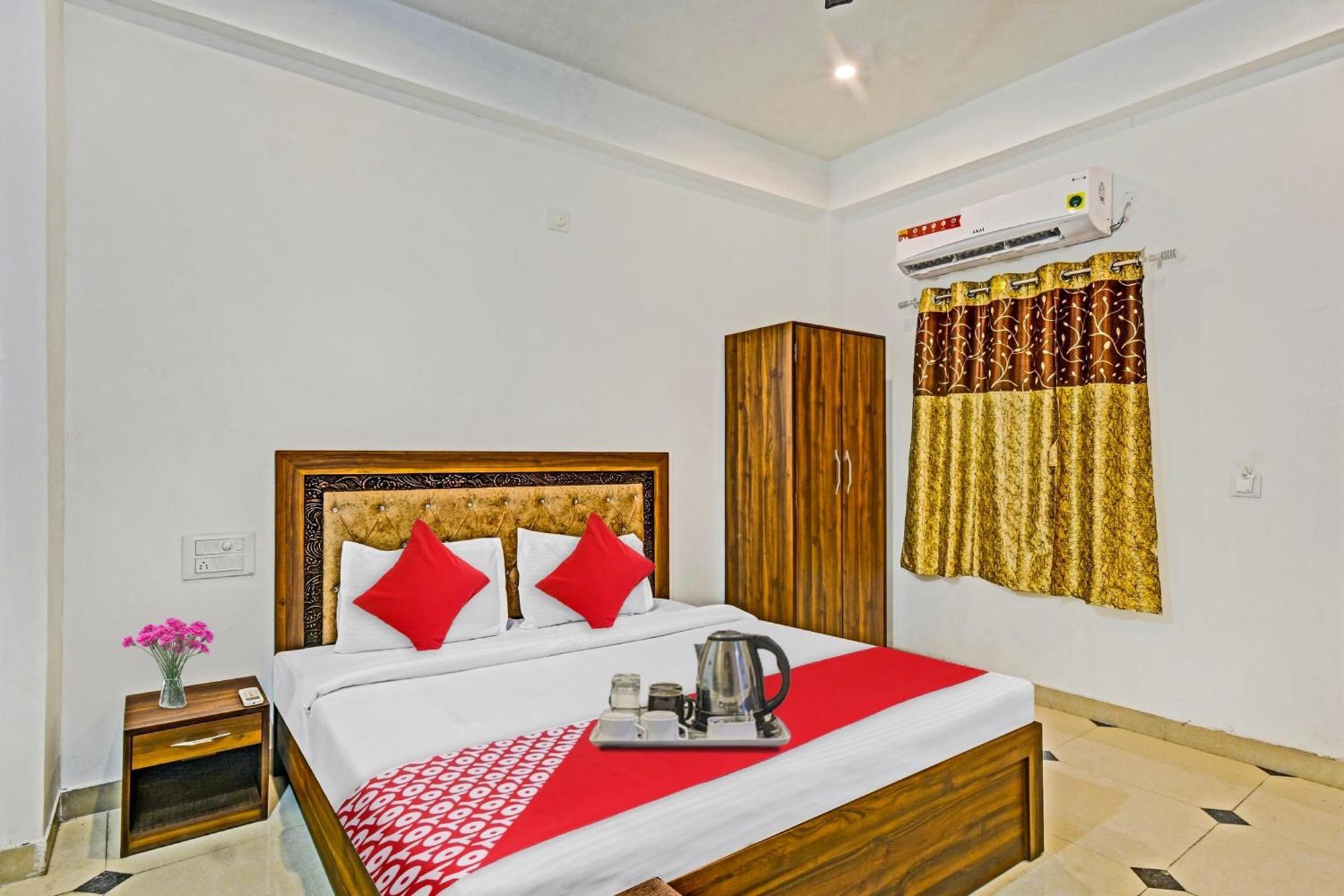 אודייפור Hotel O Padharo Saa מראה חיצוני תמונה